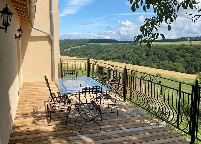 La Cour De Ferme Coume